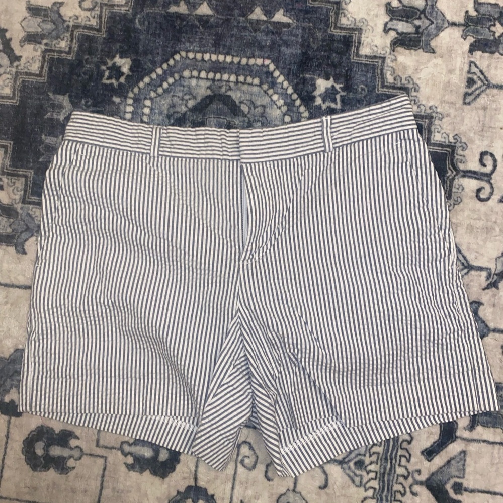 BANANA REPUBLIC SHORTS